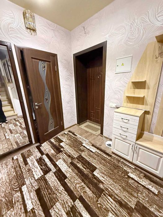 Укомплектована 3 кімнатна квартира, автономне опалення