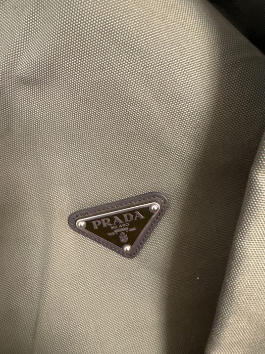 Нова оригінальна куртка Prada