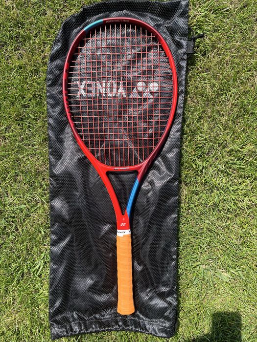Rakieta Yonex VCORE tango red