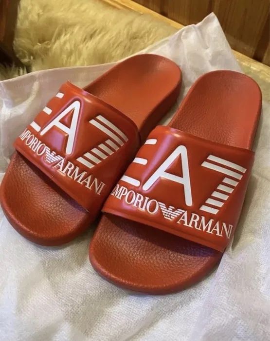 Оригинальные шлепанцы от Armani (35р. Стелька 24см)