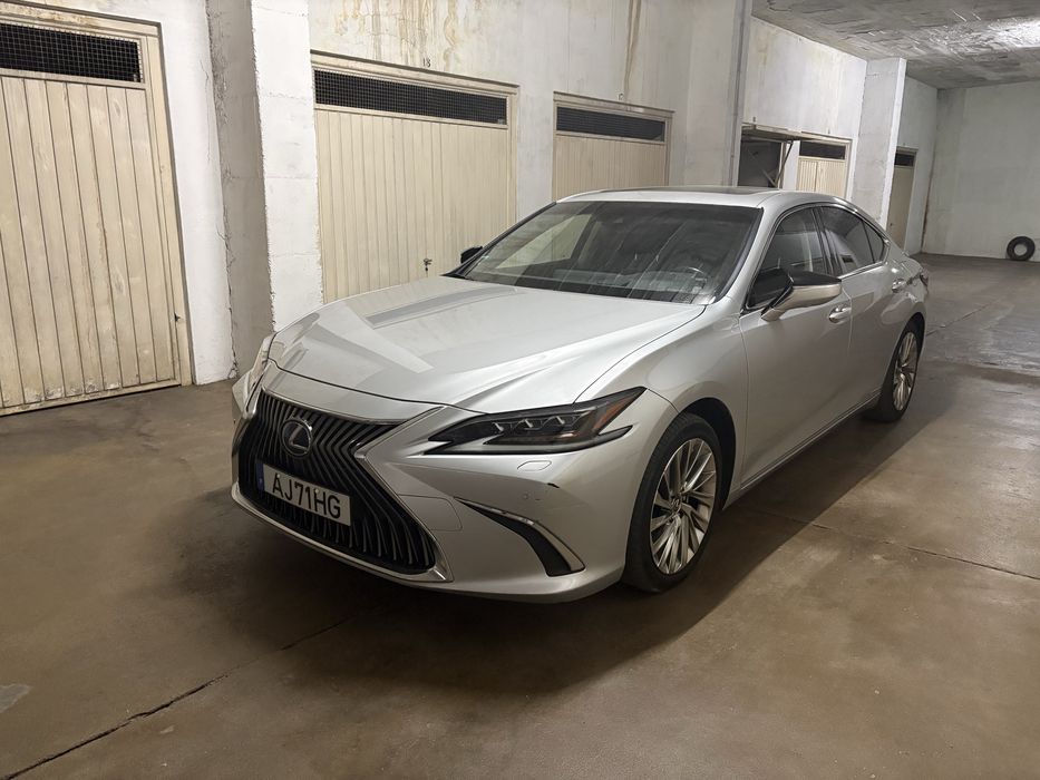 Lexus ES300h Luxury Line
