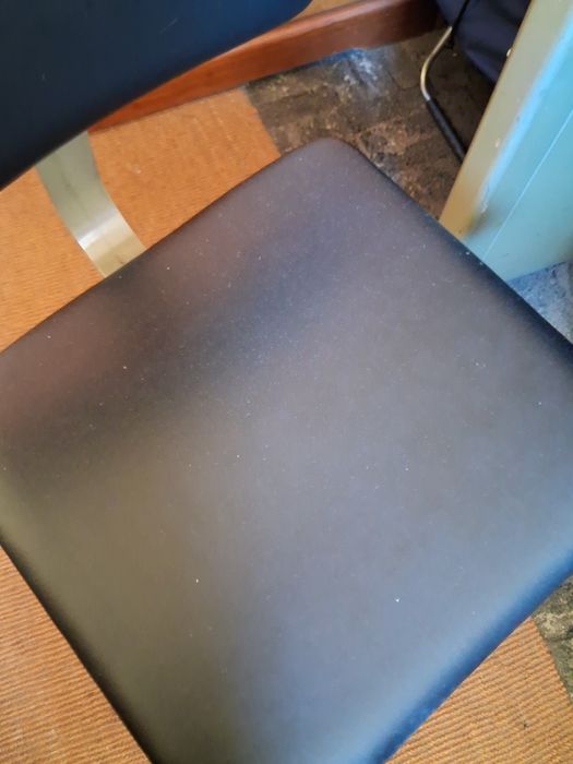 Secretária e cadeira ferro