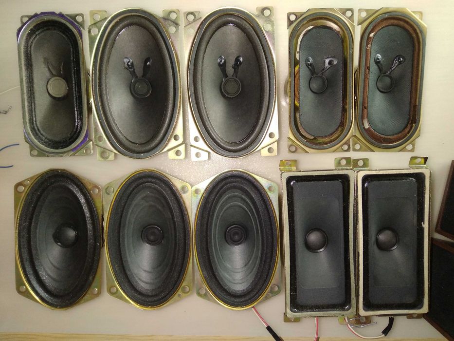 Куча   разных  динамиков