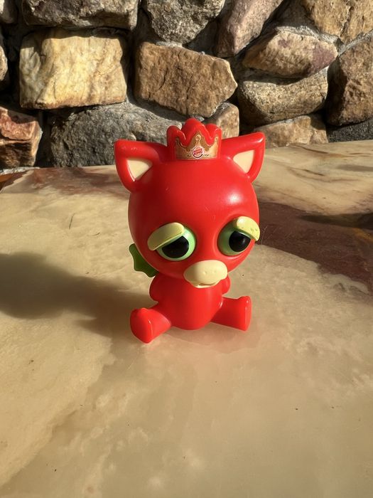 Feisty Pets Czerwony Smok Burger King