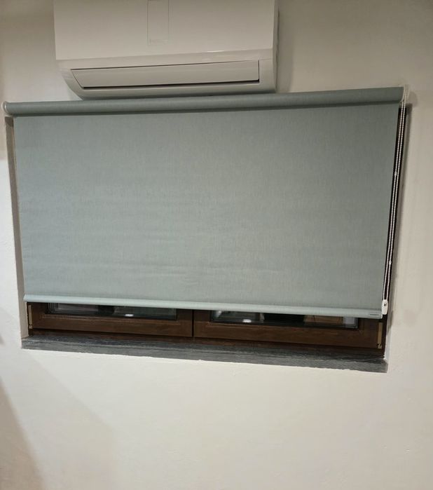 Translucent Roller Blind446393274660956161