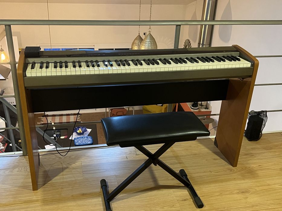 Piano digital CASIO