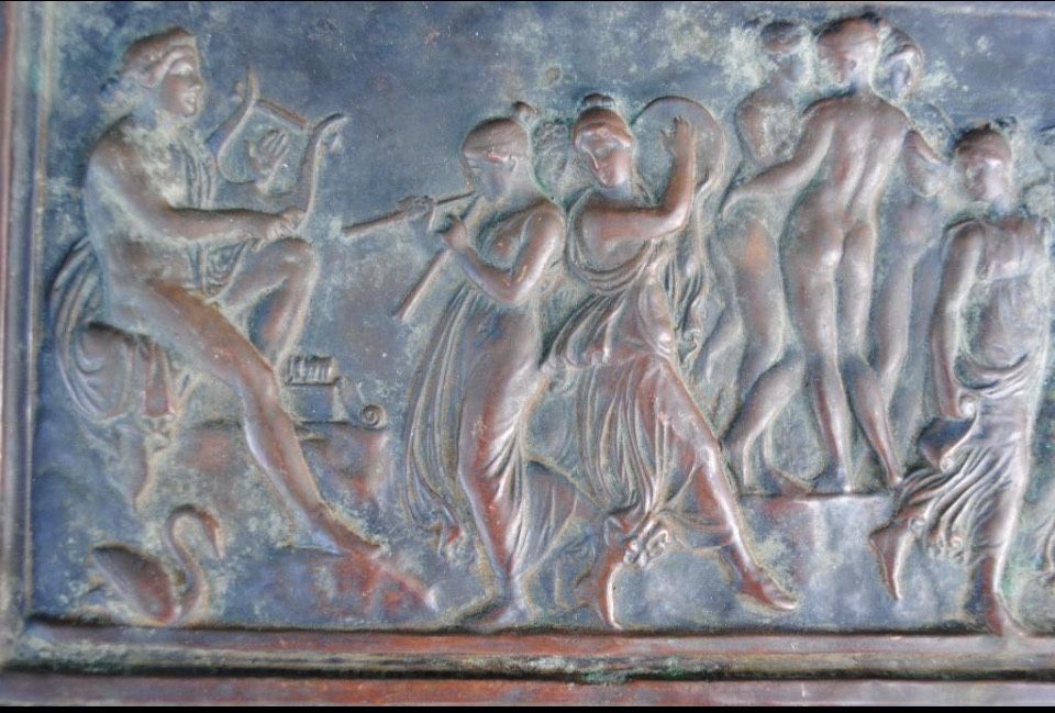 Антикварная медная плакетка