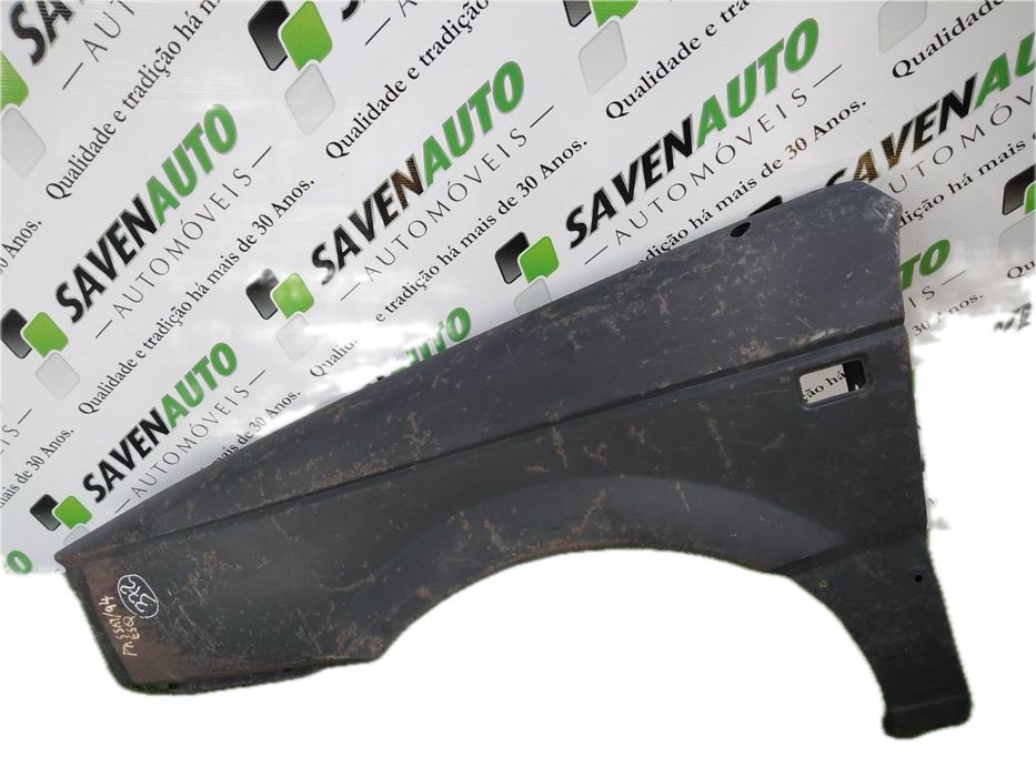 Guarda-lamas esquerdo VOLKSWAGEN Passat Variant Van (315, 3A5)
