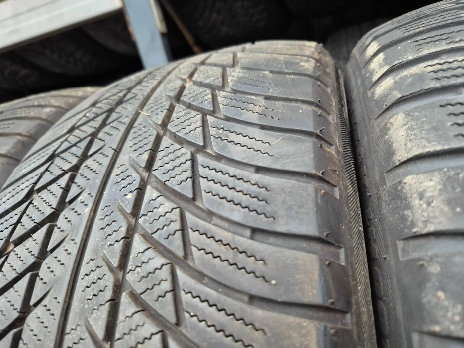 Bridgestone Blizzak LM001 225/50r17 94H 2021r N3951