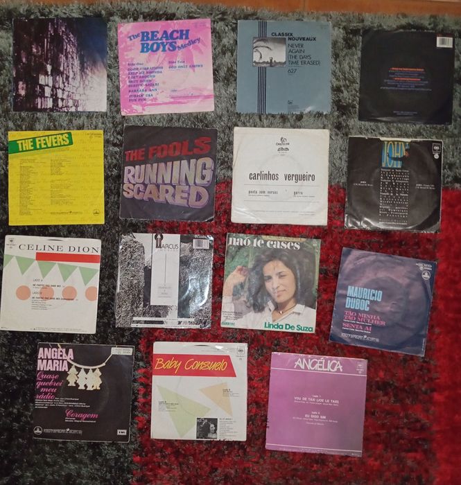 Lote de 15 discos de vinil  – Pink Floyd, Beach Boys e mais
