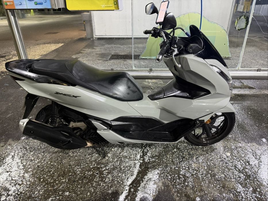 Mota honda pcx  bom