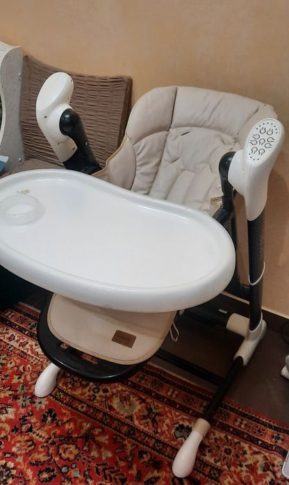 Годувальний столик ,крісло-качалкa Carrello Cascata