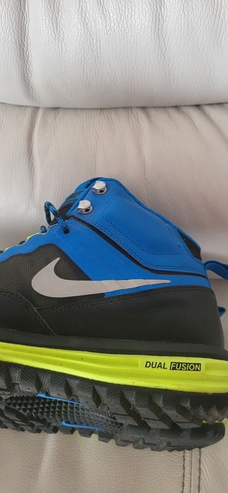 Buty Nike wysokie r.44. Nowe . Dual fusion.