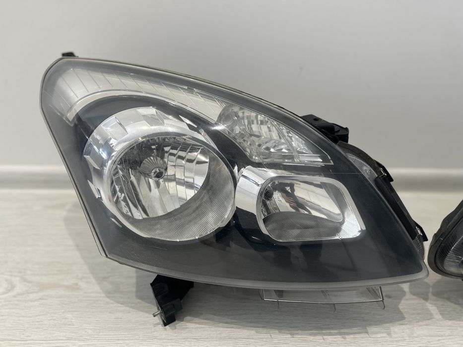 Фари Renault Koleos