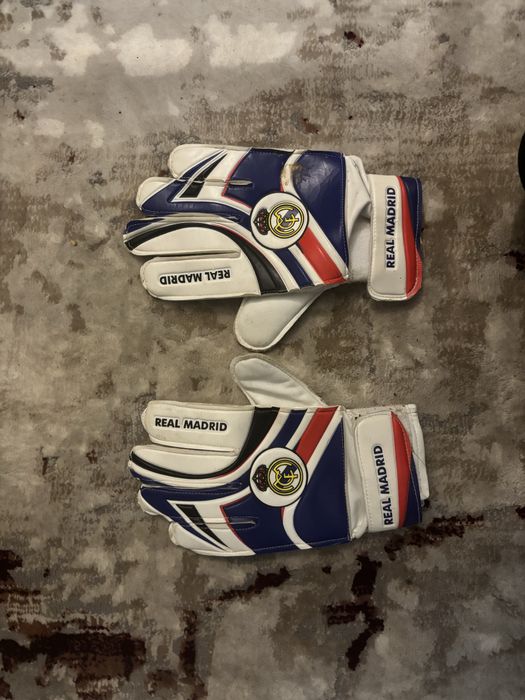 Luvas do real madrid