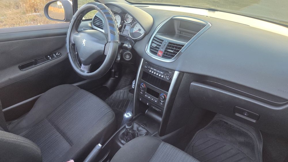 Peugeot 207 CC 1.6 HDI Cabrio
