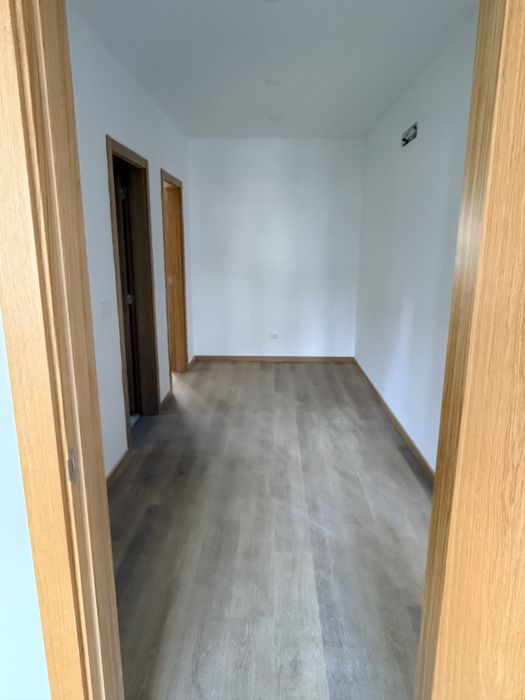 T2 junto a av dias da silva coimbra