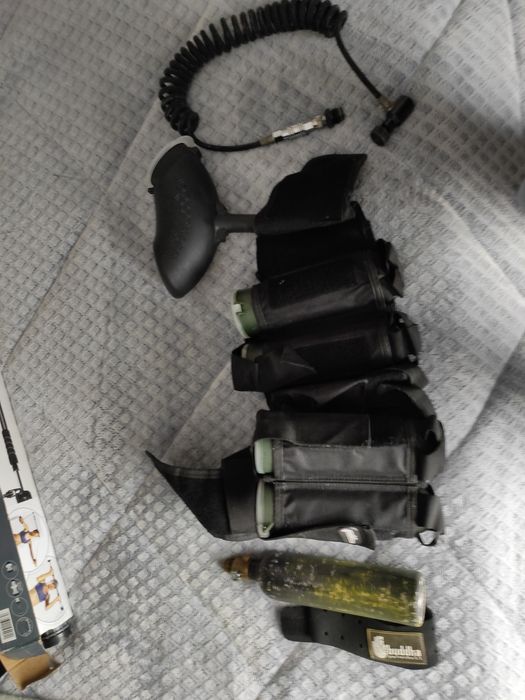 Battle pack paintball