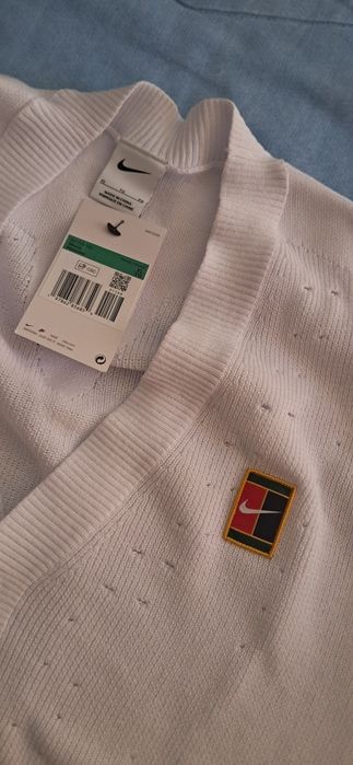Nike Court Slam Tennis Cardigan White (referência IB7753-100),
Nike Tennis Cardigan
Nike Wimbledon
IB7753-100
Nike Court Heritage
Tennis Sweater
XL