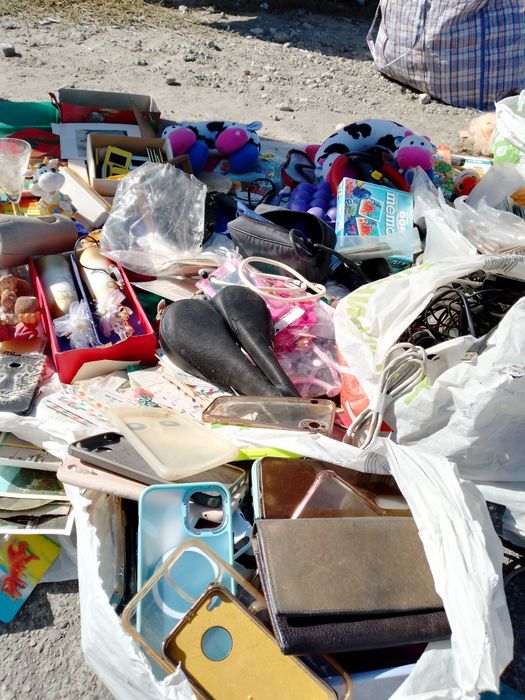 Продам різне кіндери