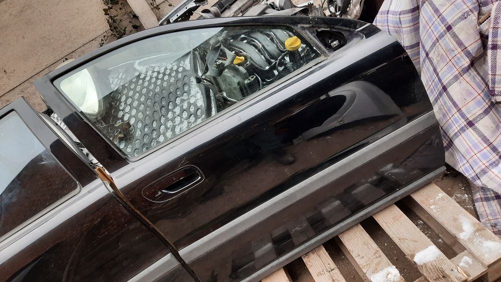 019-26 drzwi prawe Volvo s60 I przednie lub tylne