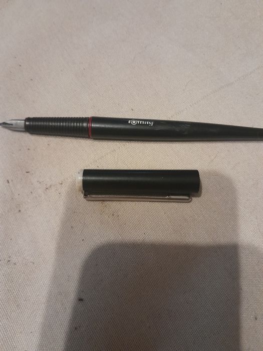 Caneta Rotring  ART PEN