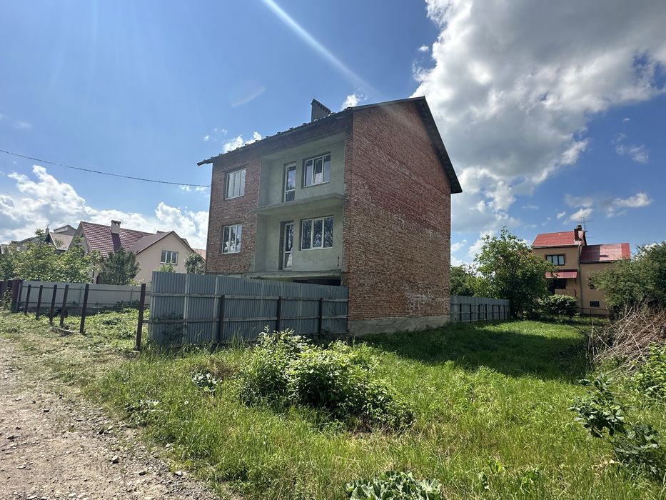 Продам  Будинок  вул Східна