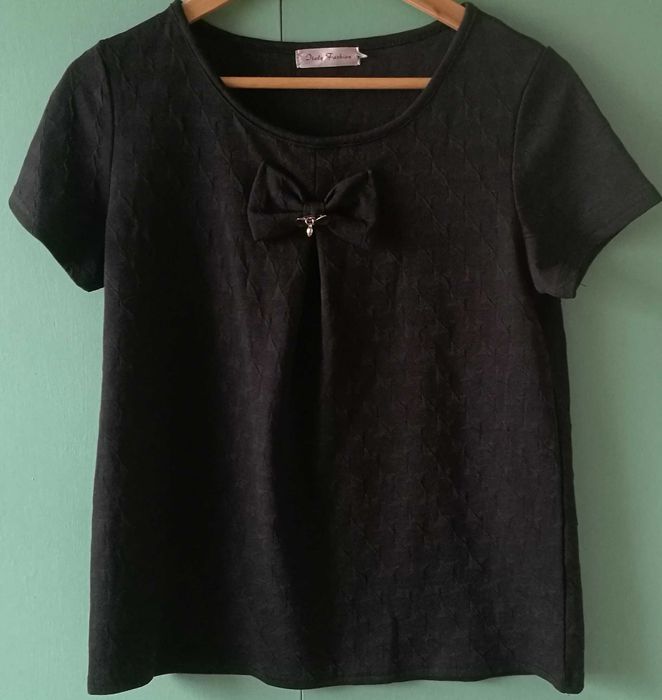 Bluzka czarna kokarda