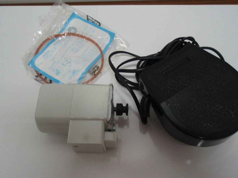 Motor máquina costura doméstica, pedal e correia, Oliva, Singer