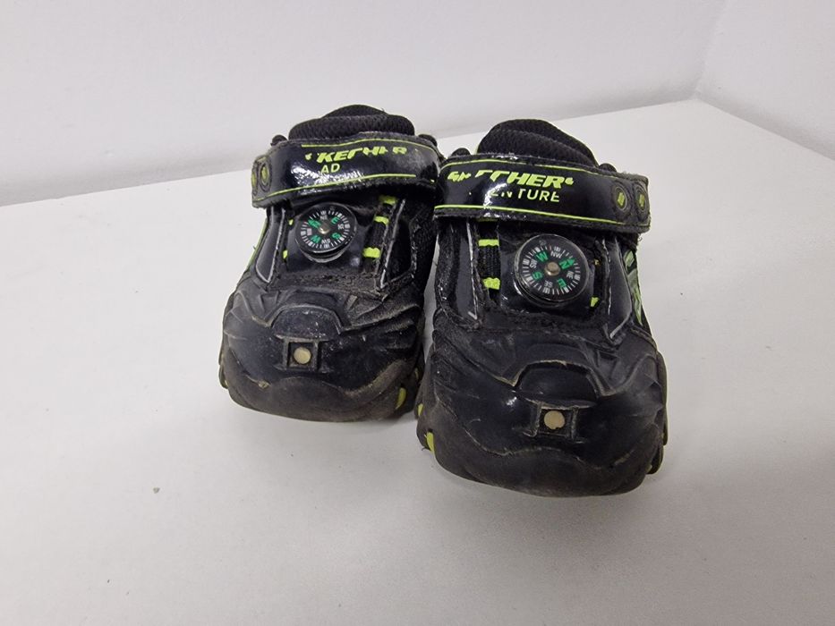 Adidaski skechers adventure Świecące z kompasem