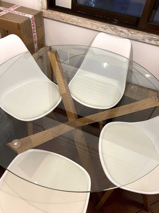 Conjunto Mesa + Cadeiras AGERBY JYSK