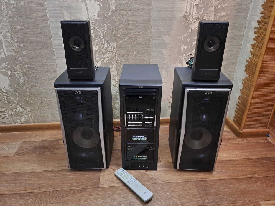 Продам музичний центр JVC DX-T55 (Bluetooth) 5,4