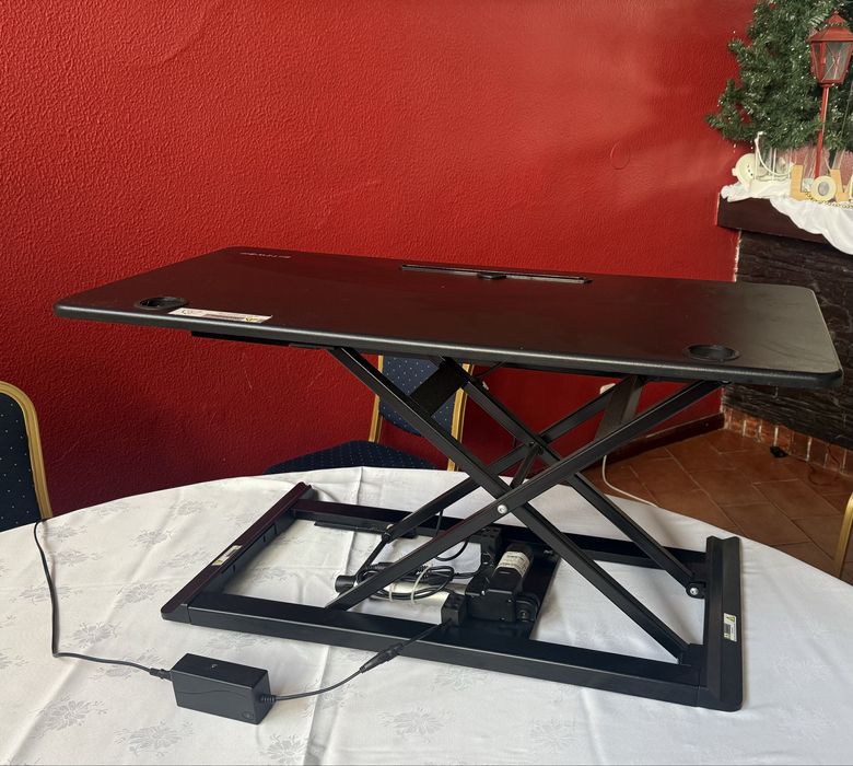 Secretária elevatória