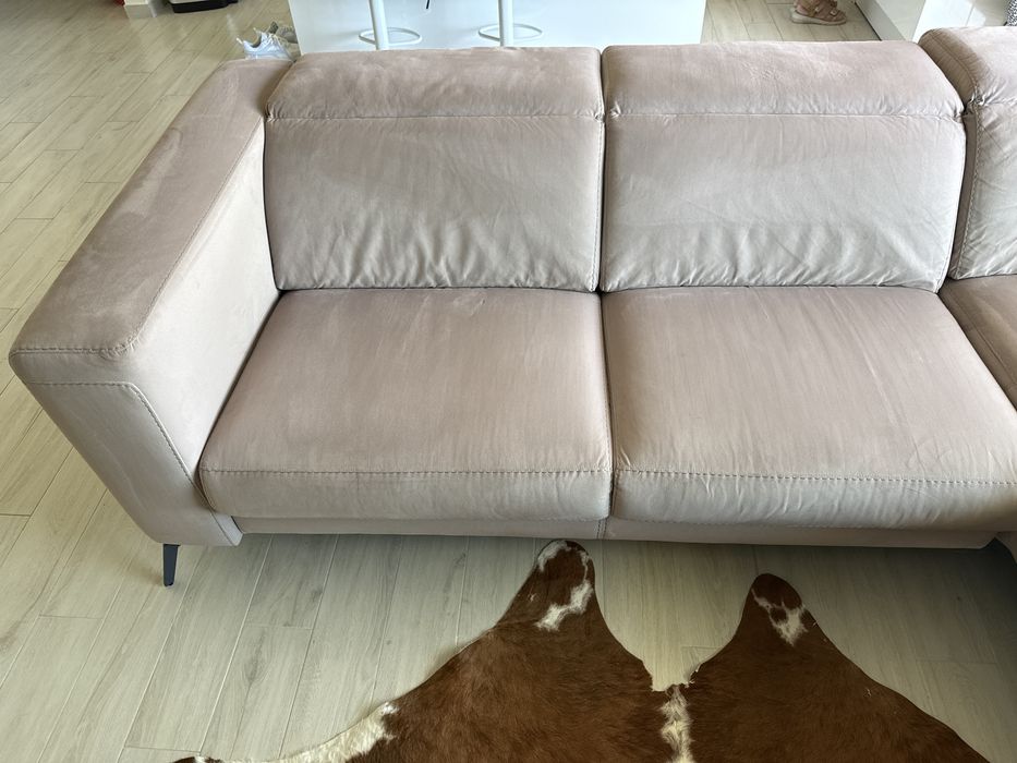 Sofa rosa Luis Silva