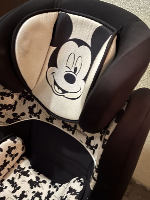 Cadeira auto para bebé em muito bom estado