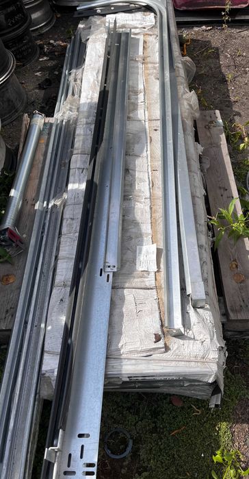 NOWA Brama garażowa BIG TOR ISO 40G 2400x2030 segment z napędem ORZECH