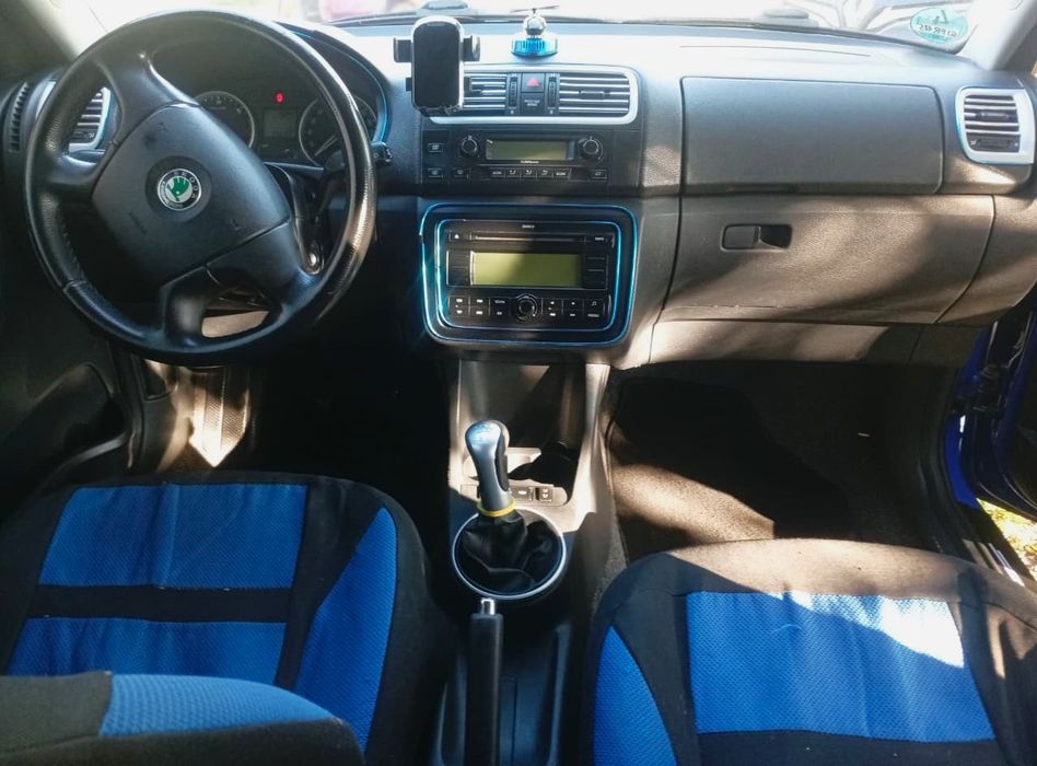Продам надійний автомобіль шкода фабія 2