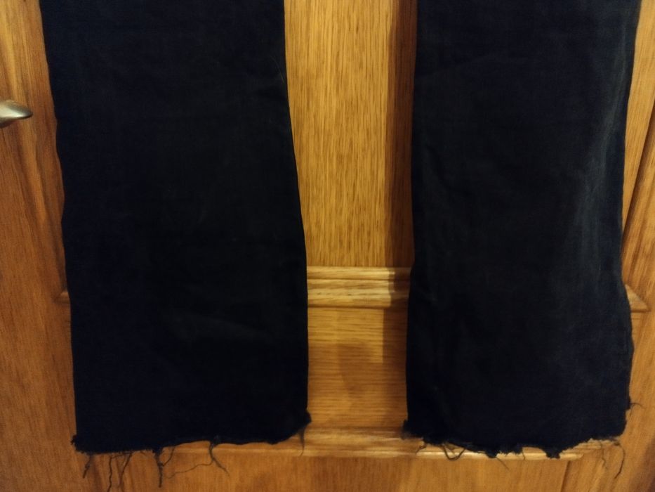 Calças de ganga pretas, tamanho 34, da Bershka