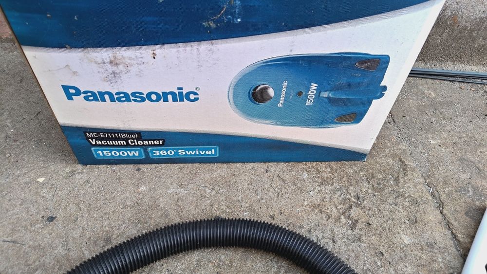Odkurzacz Panasonic MC-E7111