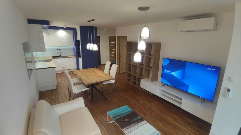 Do wynajęcia nowy (52 m2, 2019 r), ekskluzywny, wyposażony, klimatyzowany apartament przy ul. Madalińskiego, w apartamentowcu Riva Verona w Krakowie