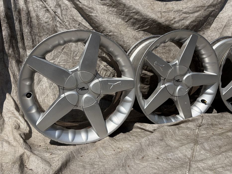 Felgi ford Wolf Concept 17’ 5x108 7,5J ET 38 Intra 75W171