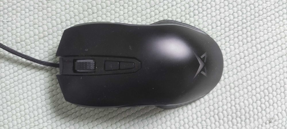 Rato Gaming com cabo