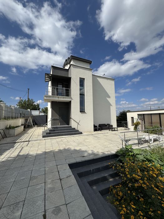 Продаж будинку 145м2 Перемога-6