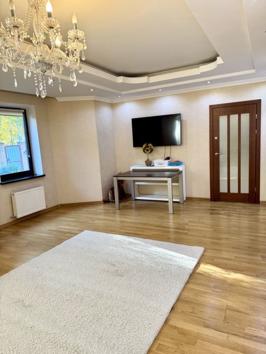 продам будинок 123м2, 12 соток в Бучі. Газ. Програми-так