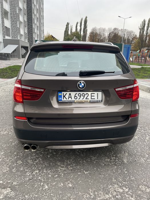 BMW X3 бензин 3.0 атмосфера, в родной краске 2011 г