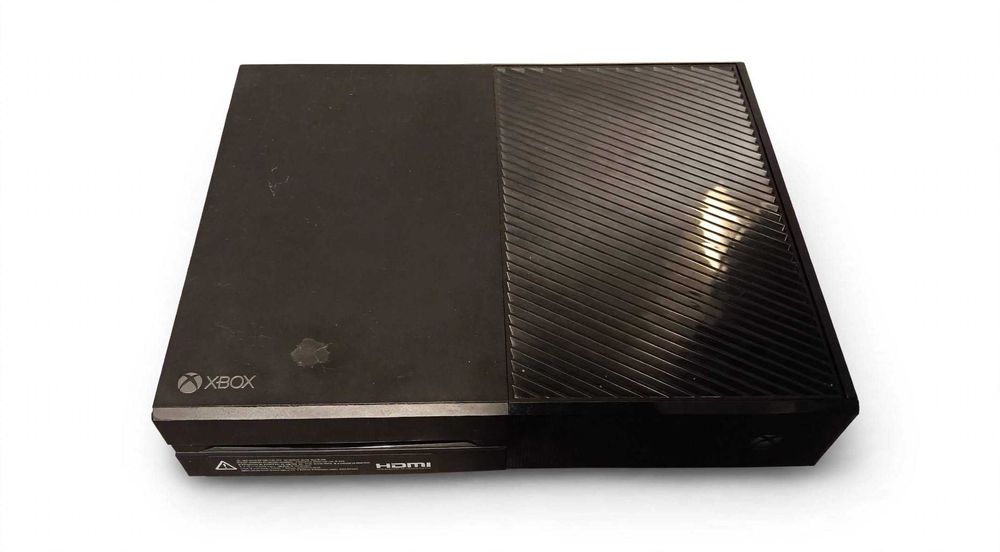 Xbox one 1Tb com 2 comandos