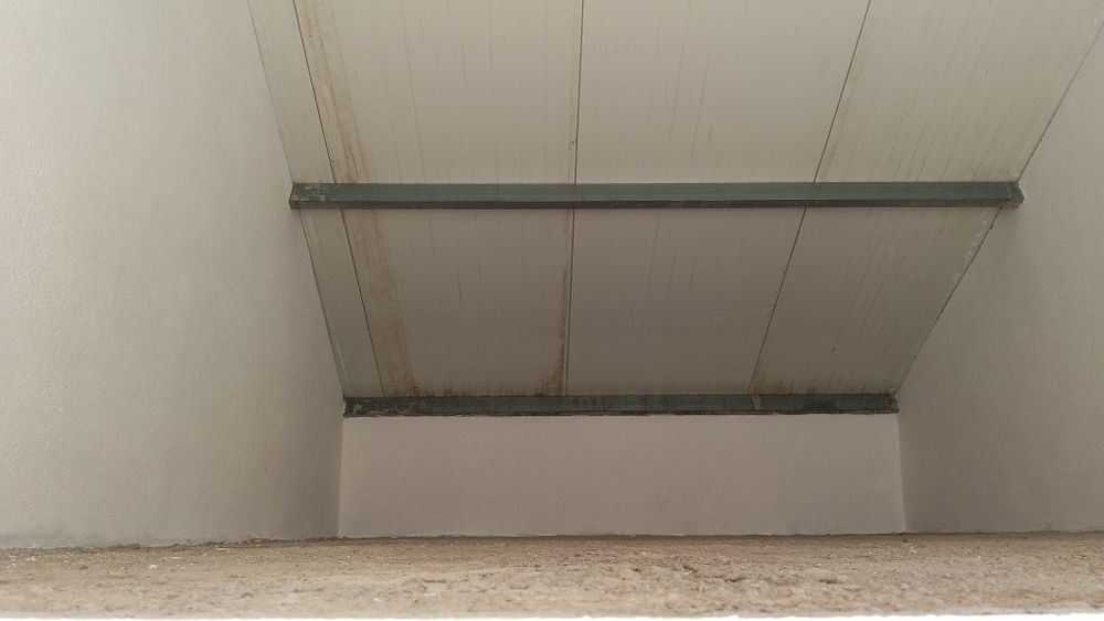 Garagem arrumos armazém