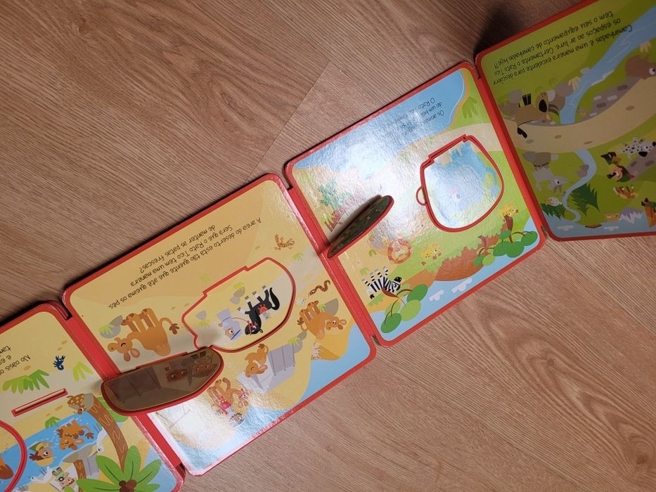 Livro Descobre e brinca crianças