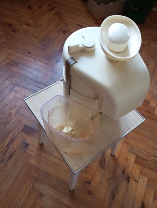 Продам соковижималку Журавинка