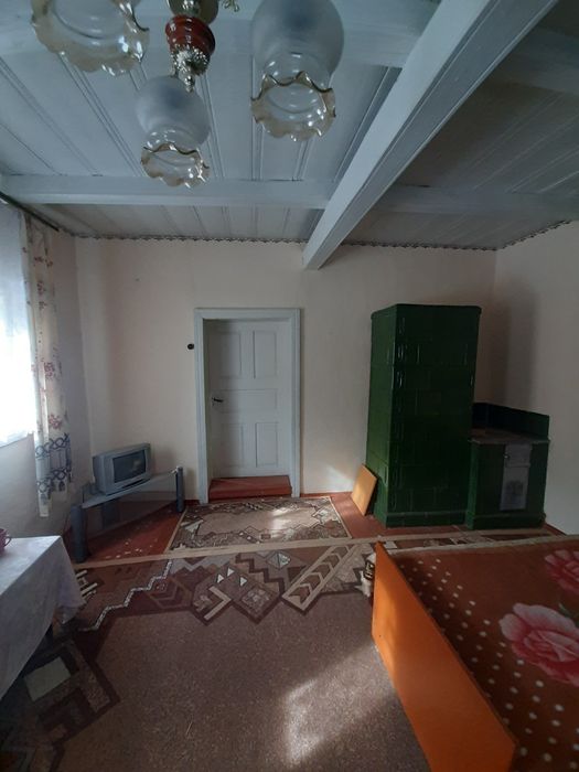 Будинок поблизу м.Чернівці, 250 метрів до р.Прут 21 сот, 35 + 105 кв.м